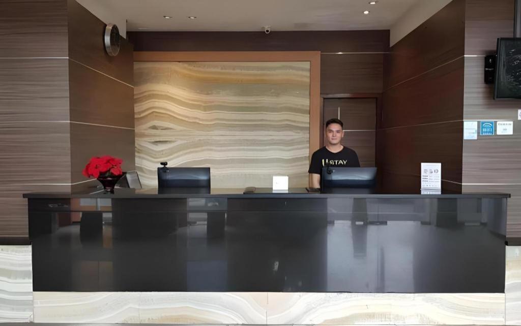 U Stay Hotel Mangga Besar Jakarta Exteriör bild