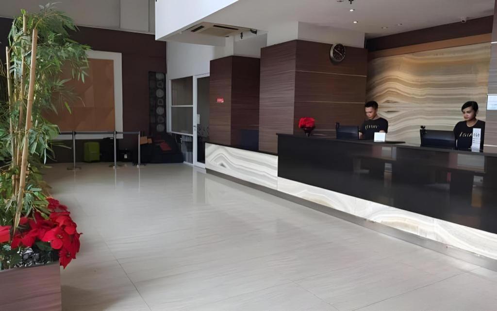 U Stay Hotel Mangga Besar Jakarta Exteriör bild