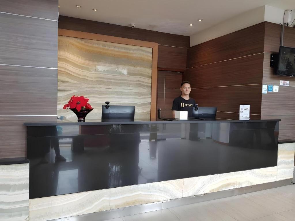 U Stay Hotel Mangga Besar Jakarta Exteriör bild