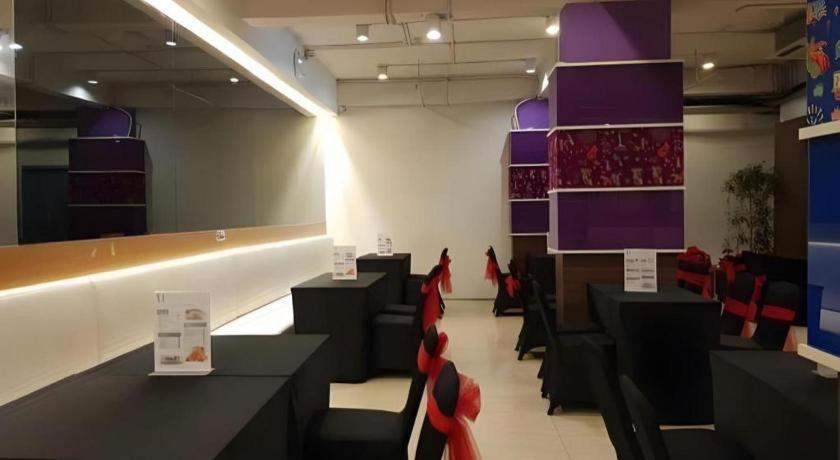U Stay Hotel Mangga Besar Jakarta Exteriör bild