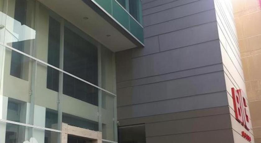 U Stay Hotel Mangga Besar Jakarta Exteriör bild