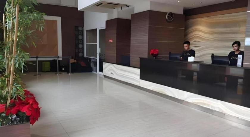 U Stay Hotel Mangga Besar Jakarta Exteriör bild