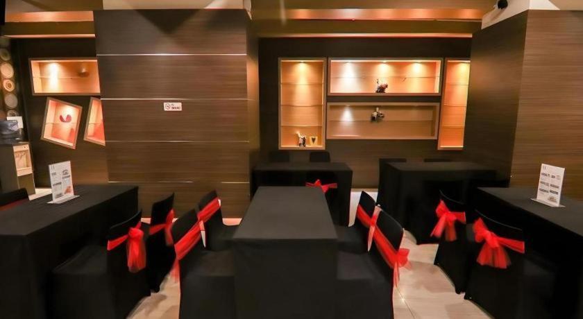 U Stay Hotel Mangga Besar Jakarta Exteriör bild