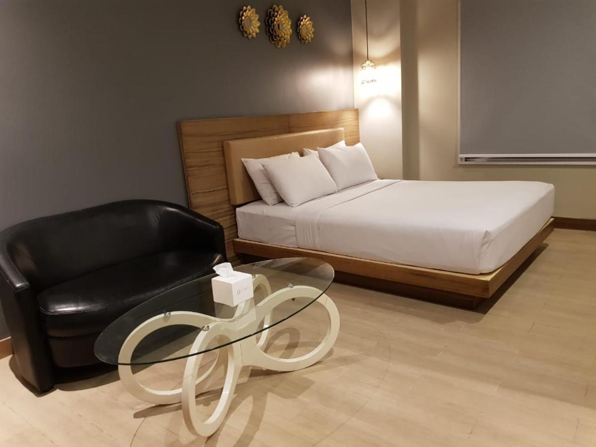 U Stay Hotel Mangga Besar Jakarta Exteriör bild