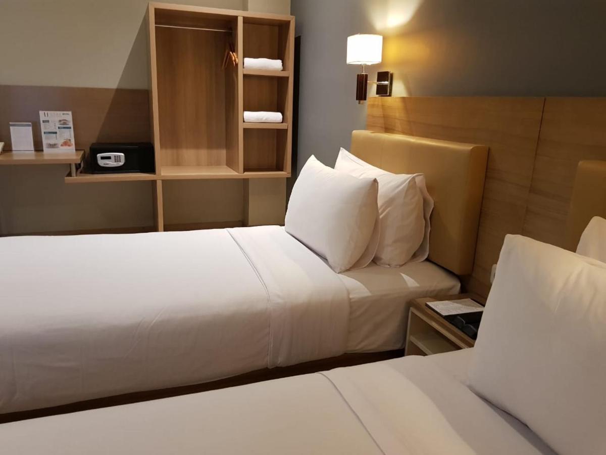 U Stay Hotel Mangga Besar Jakarta Exteriör bild